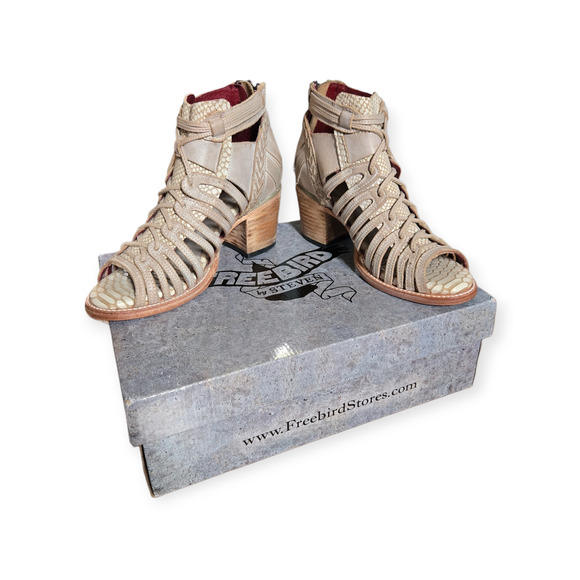 Freebird by Steven Wazee Boho Chic Zip Laces Ankle Booties Beige Multi Size 7 - Picture 1 of 10